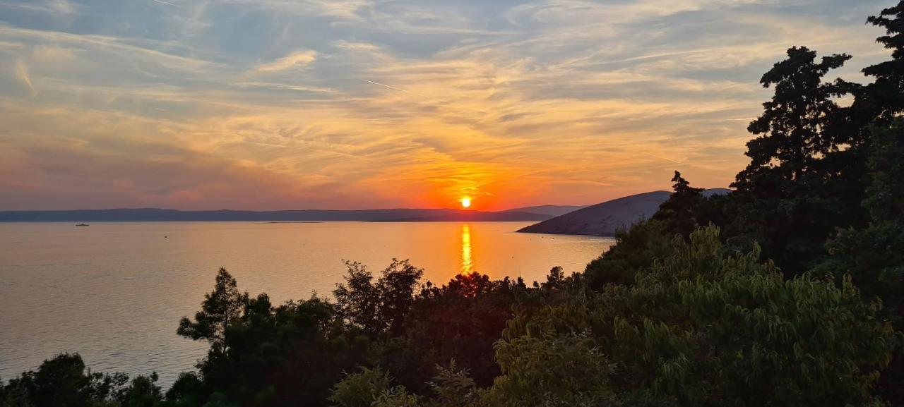 Studio Apartman Stara Baška エクステリア 写真
