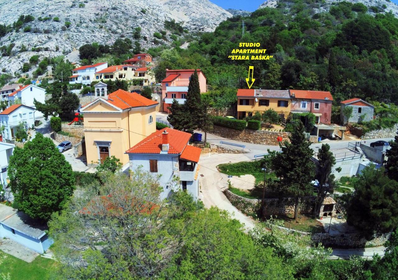 Studio Apartman Stara Baška エクステリア 写真